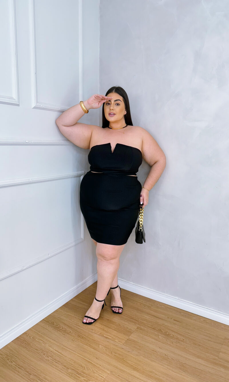 vestido ary preto plus size