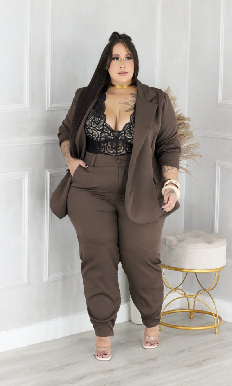 calça lene marrom plus size