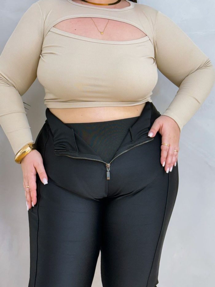calça guta preta plus size calça guta preta plus size