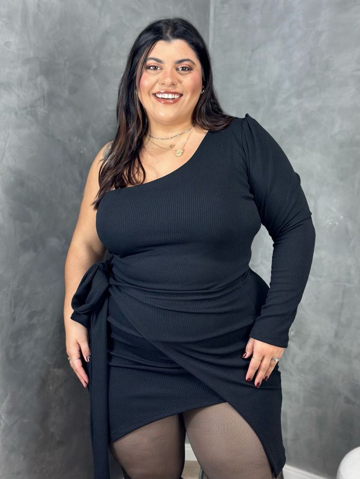 vestido ariadne preto plus size vestido ariadne preto plus size