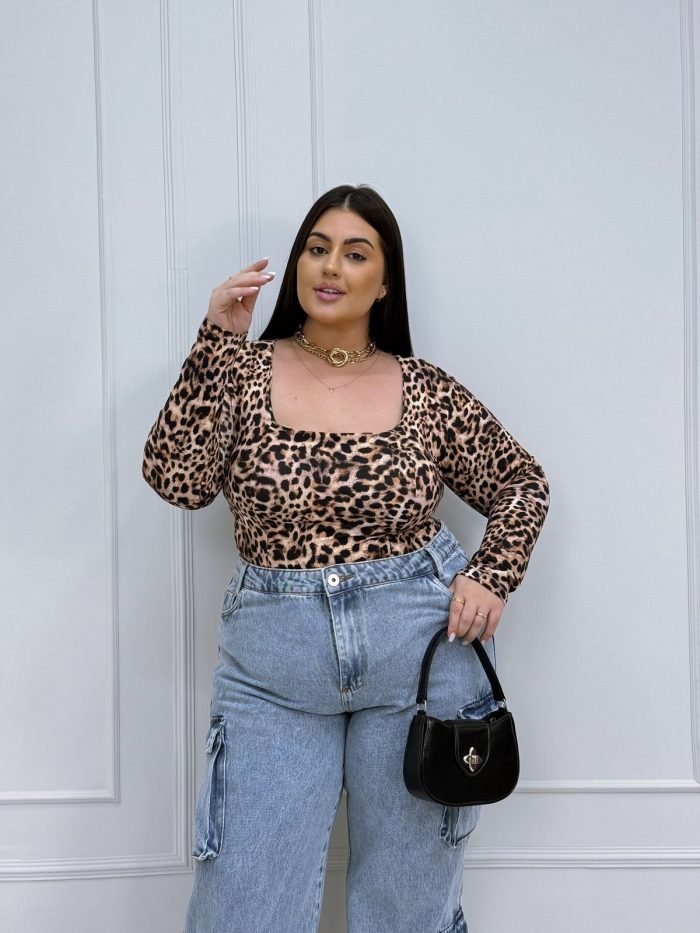 blusa graciane onça plus size