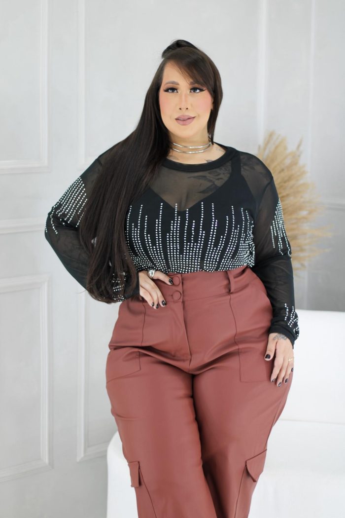 cropped emiliana preto plus size cropped emiliana preto plus size