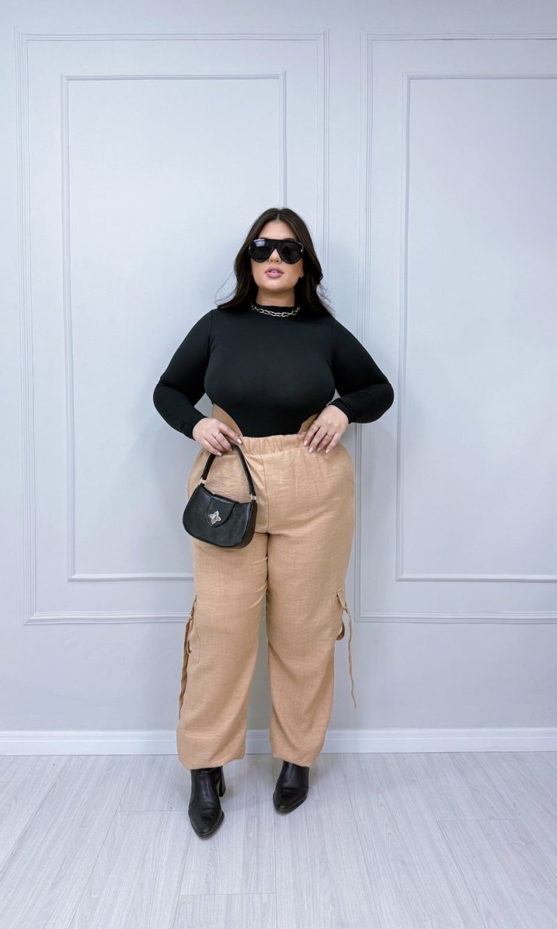 calça carolla nude plus size