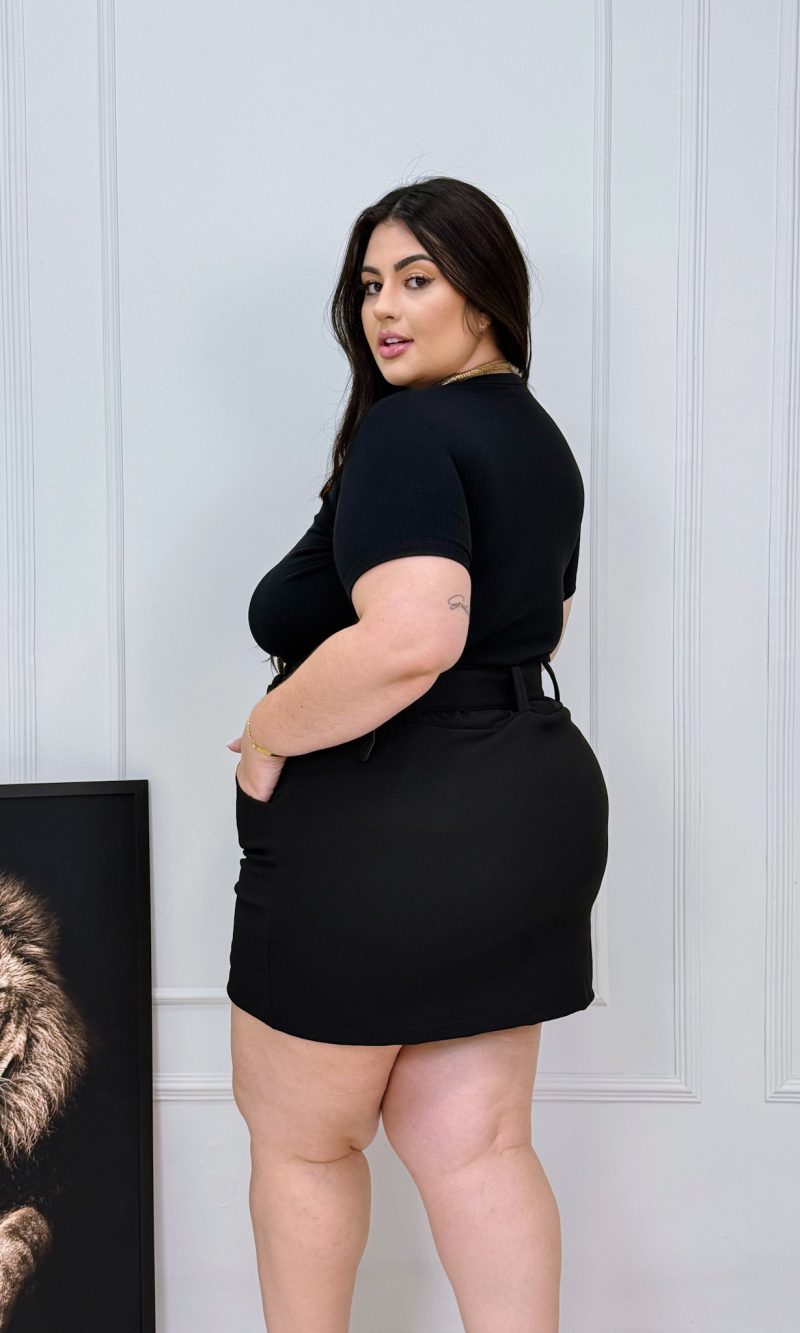 blusa cassia preto plus size