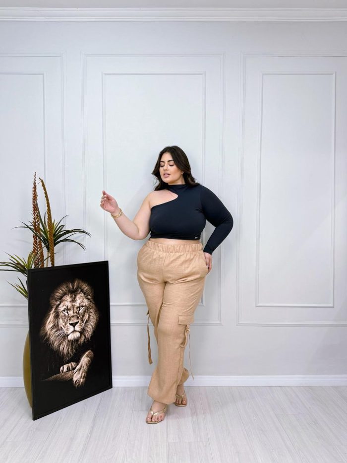 cropped grécia preto plus size cropped grécia preto plus size