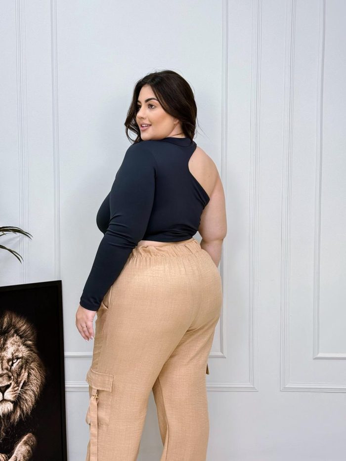 cropped grécia preto plus size cropped grécia preto plus size