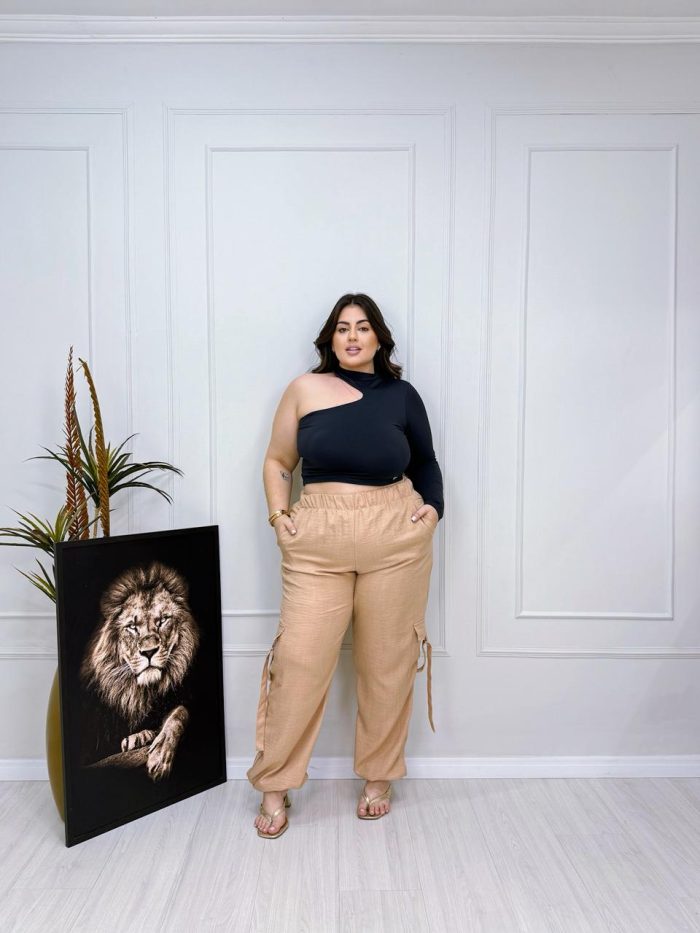 cropped grécia preto plus size cropped grécia preto plus size