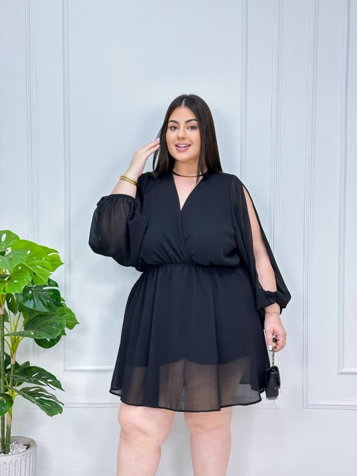 macaquinho diva preto plus size macaquinho diva preto plus size