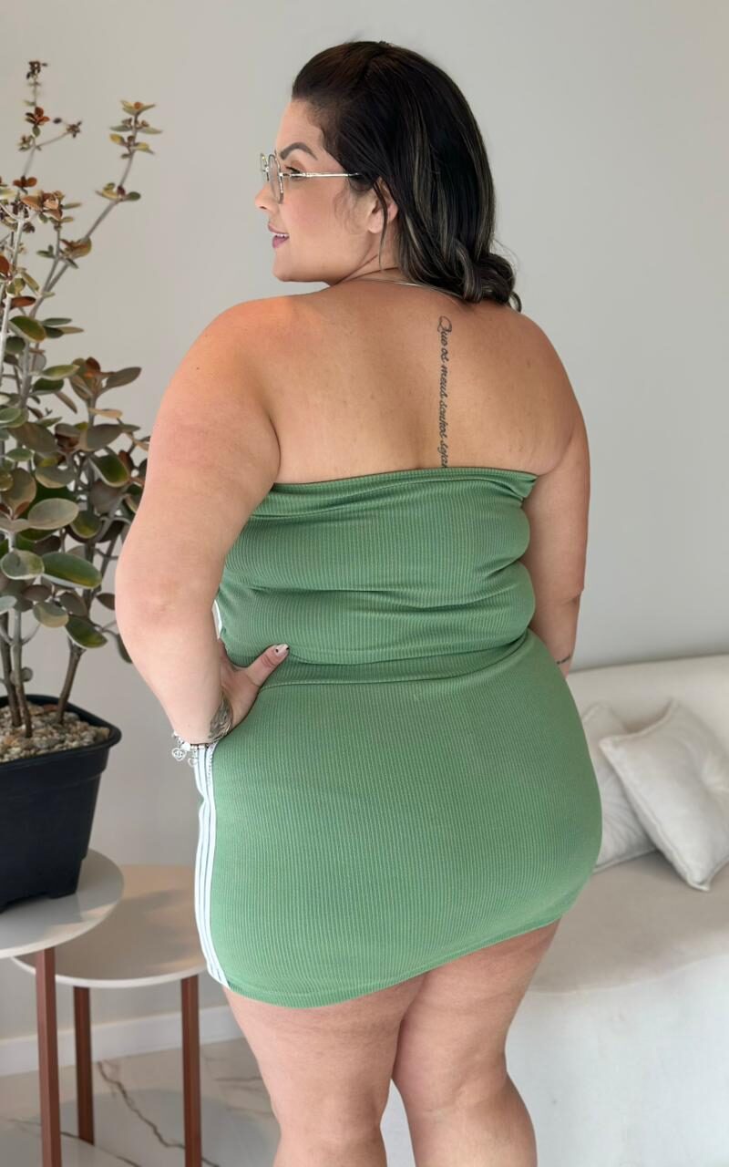 conjunto flor preto plus size 2153