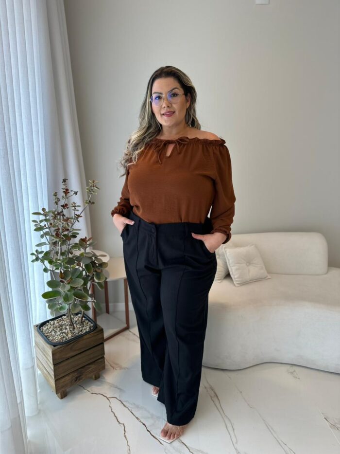 blusa cornelia marrom plus size 2289