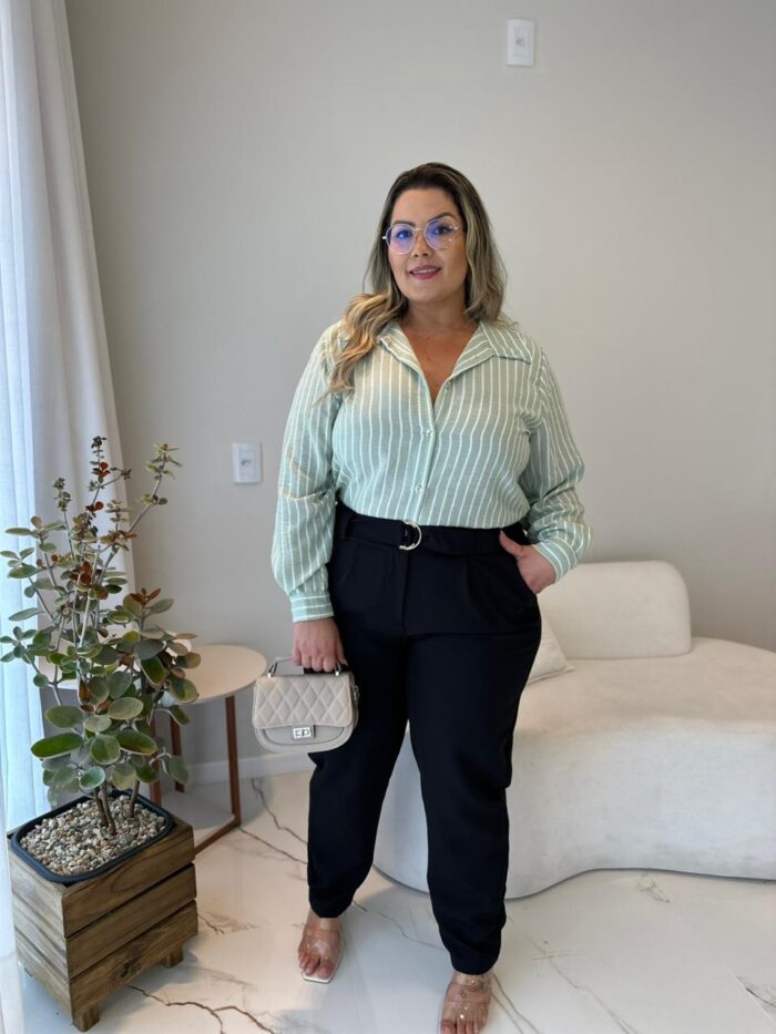 calça ludy preta plus size 2326