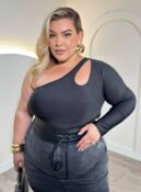 cropped ariella preto plus size 2732